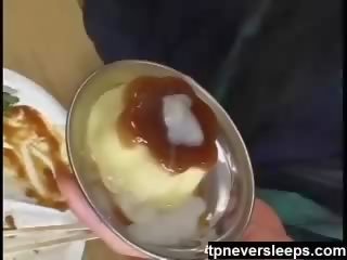 Japonesa adolescente esperma dessert