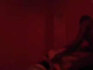 אדום חדר מסג' 2 - אסייתי גברת עם שחור youth מבוגר וידאו